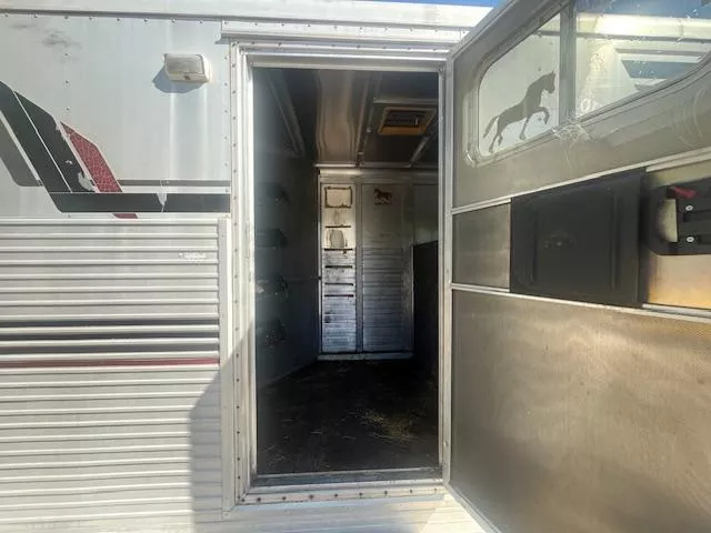used Horse Trailers Sundowner Trailers  for sale, in North Scituate, RI Thumbnail 6