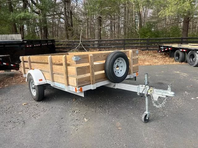 2020 Blizard 5'6" X 10' Utility