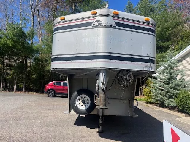 used Horse Trailers Sundowner Trailers  for sale, in North Scituate, RI Thumbnail 2