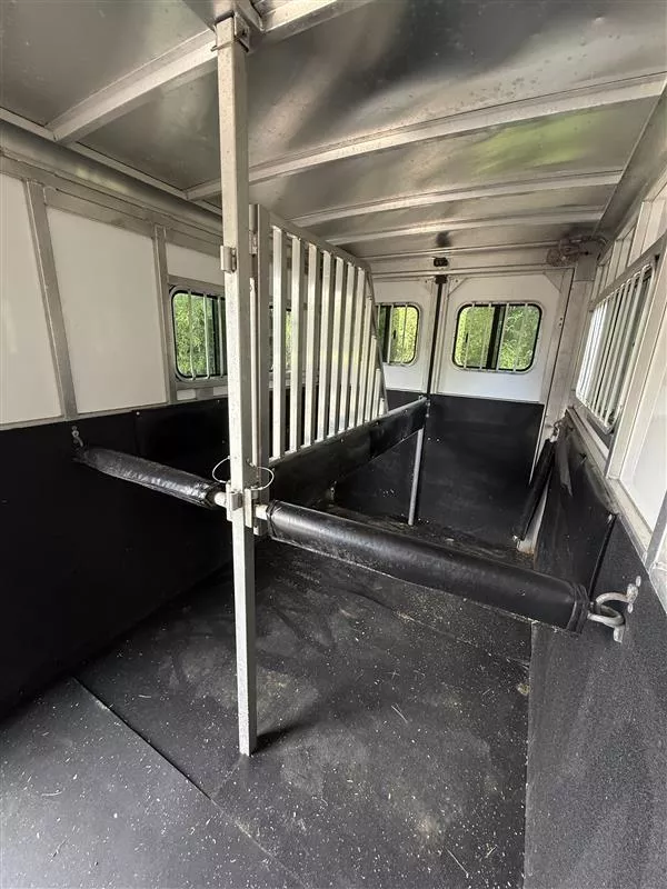 used Horse Trailers Sundowner Trailers  for sale, in North Scituate, RI Thumbnail 5