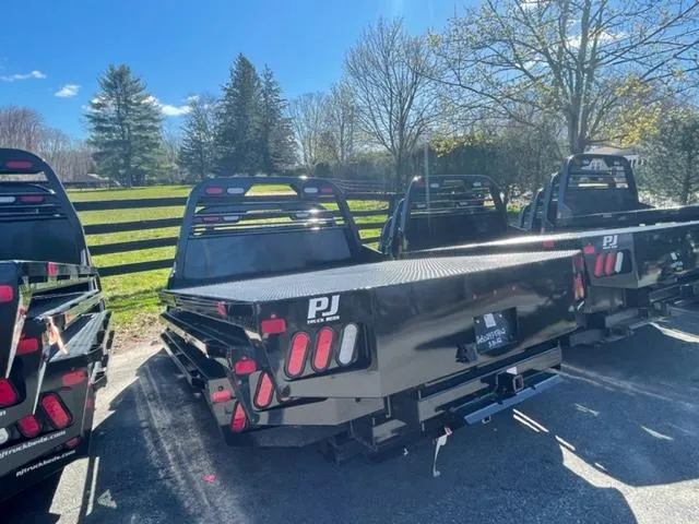 2022 PJ Trailers STEEL FLAT DECK BODY FORD LONG BED DRW