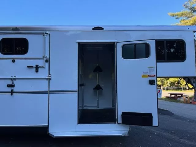 new Horse Trailers Sundowner Trailers  for sale, in North Scituate, RI Thumbnail 12