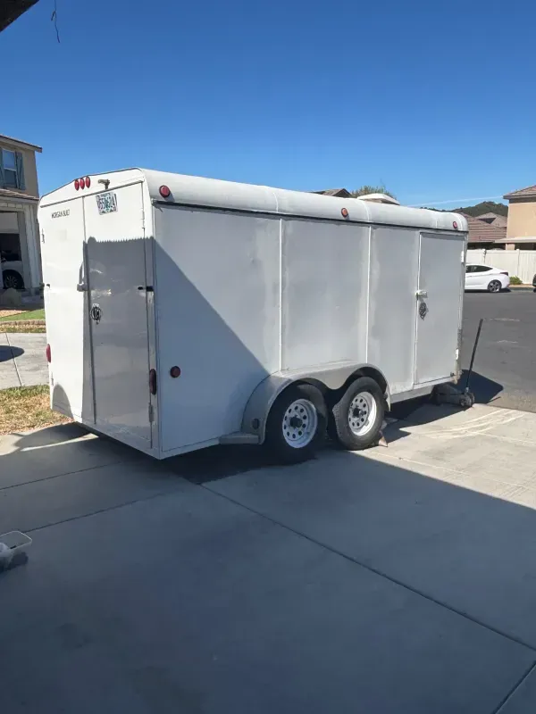 2007 Morgan Built enclosed General Trailers