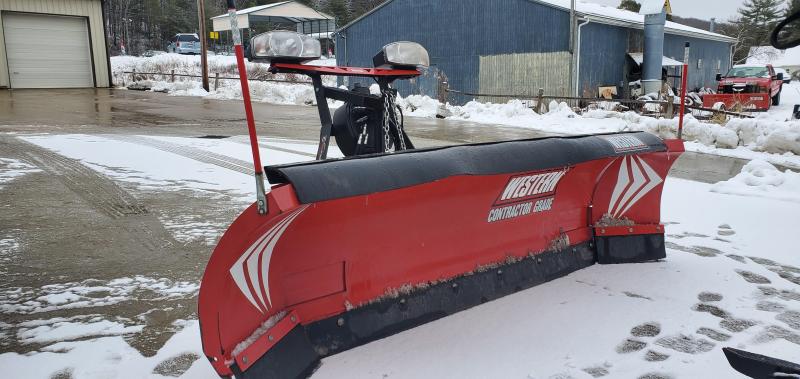 USED WESTERN WIDEOUT 8'-10' Snow Plow USED WESTERN WIDEOUT 8'-10' Snow Plow