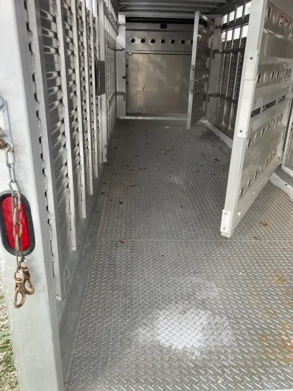 used Stock / Stock Combo Trailers EBY  for sale, in Beech Creek, PA Thumbnail 3