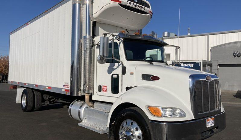 USED 2015 Peterbilt 330 Truck USED 2015 Peterbilt 330 Truck