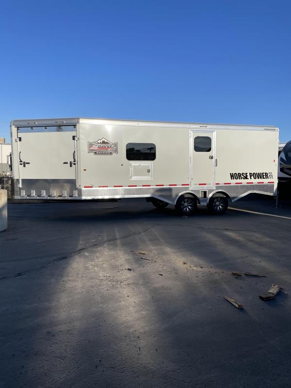 2021 Logan Coach 29' Snowmobile Trailer 2021 Logan Coach 29' Snowmobile Trailer