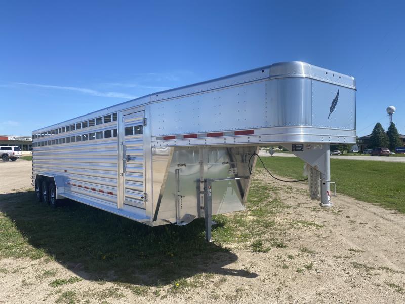 2022 Featherlite 8127-7030 Livestock Trailer 2022 Featherlite 8127-7030 Livestock Trailer