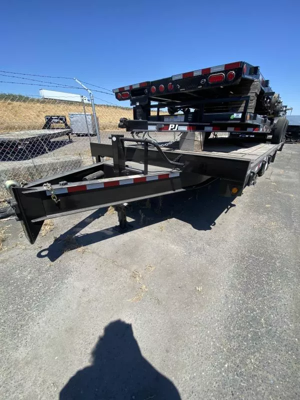 new Car Haulers / Racing Trailers Towmaster Trailers  for sale, in Turlock, CA Thumbnail 2
