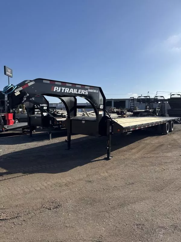 2026 PJ Trailers LD Equipment Trailer