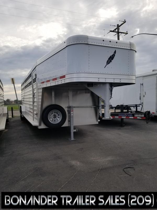 2021 Featherlite 8127 Livestock Trailer 2021 Featherlite 8127 Livestock Trailer