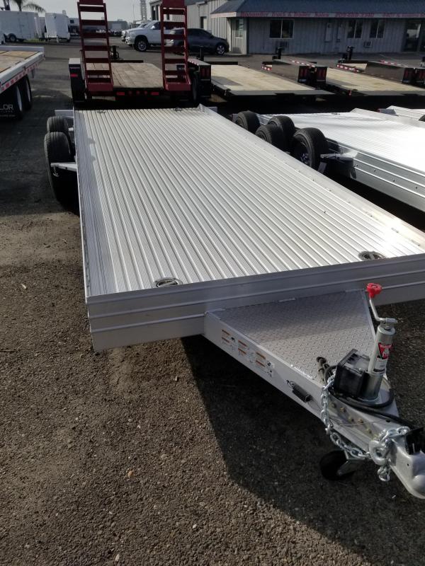 2021 Featherlite 3110 Flatbed Trailer 2021 Featherlite 3110 Flatbed Trailer