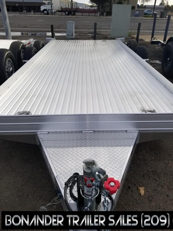 2022 Featherlite 3110 Car / Racing Trailer 2022 Featherlite 3110 Car / Racing Trailer