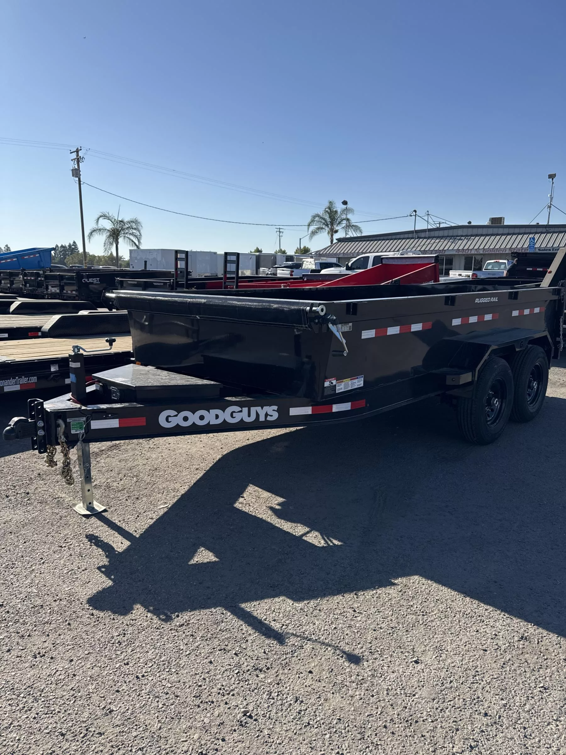 DAMNGOOD　D.G.F LG NeoChef 2.0 cu. ft. 1200-Watt Countertop Microwave in