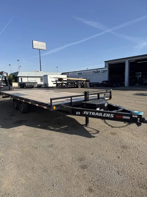 2026 PJ Trailers T8 Deckover Trailer