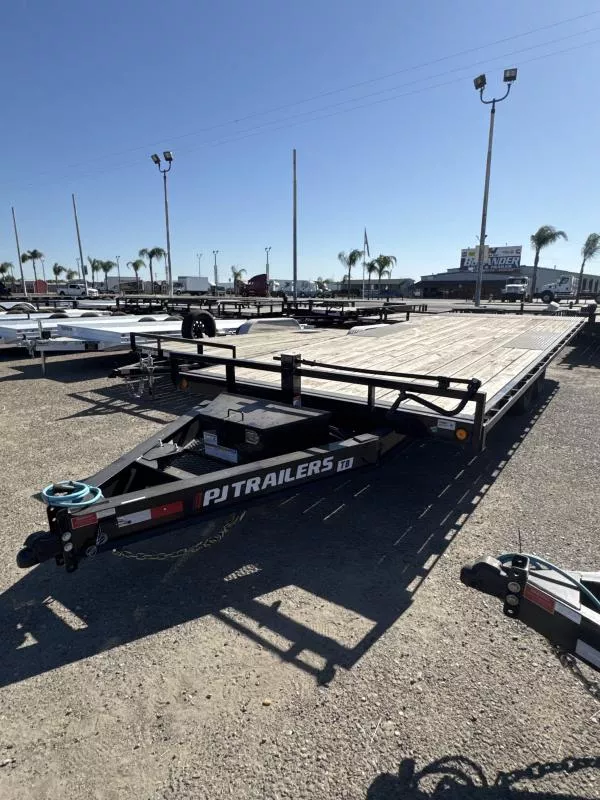 2026 PJ Trailers T8 Deckover Trailer