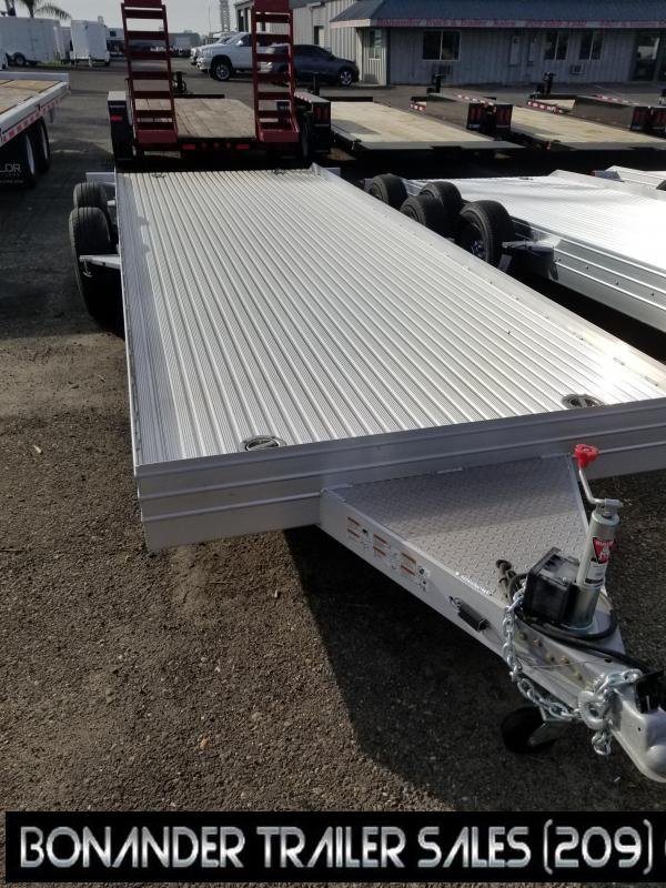 2021 Featherlite 3110-0020-STD Car / Racing Trailer 2021 Featherlite 3110-0020-STD Car / Racing Trailer
