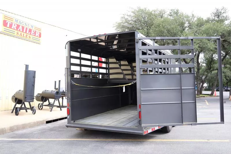 new Horse Trailers Delta Manufacturing Delta Manufacturing for sale, in Austin, TX Thumbnail 3