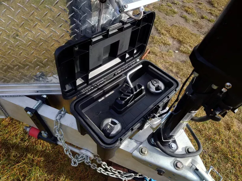 used Car Haulers / Racing Trailers ALCOM  for sale, in Kalispell, MT Thumbnail 6