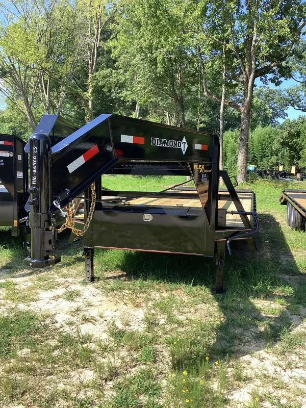 2026 Diamond T Trailers 10225DTF Deckover Trailer