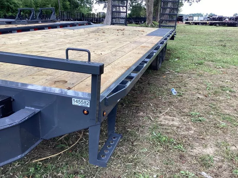 new Equipment / Flatbed Trailers Lamar Trailers  for sale, in Knightdale, NC Thumbnail 3