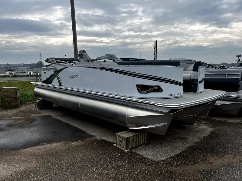2024 Avalon LSZ Quad Lounger 23FT Pontoon Boat