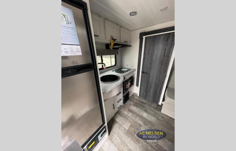 new Travel Trailers Forest River R-Pod for sale, in Atlantic, IA Thumbnail 4