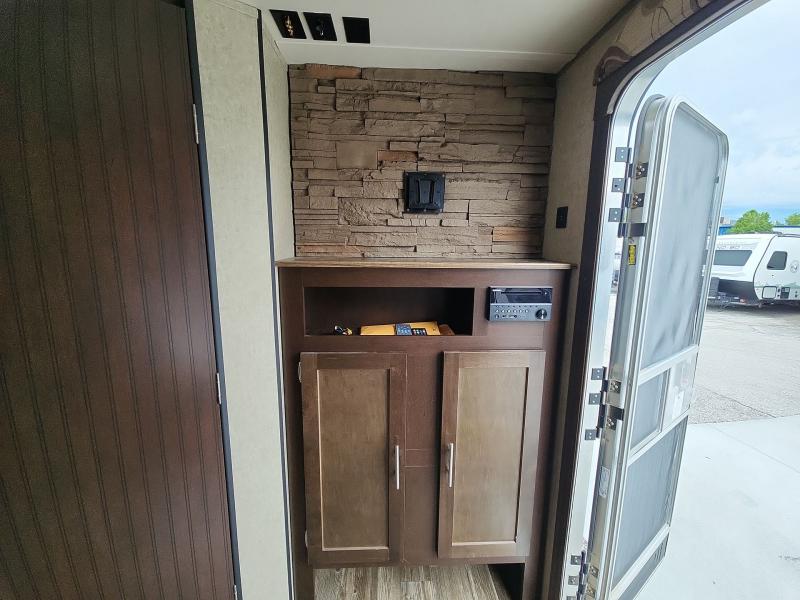used Toy Haulers Forest River Cherokee Grey Wolf for sale, in Omaha, NE Thumbnail 19