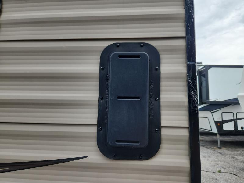 used Toy Haulers Forest River Cherokee Grey Wolf for sale, in Omaha, NE Thumbnail 40
