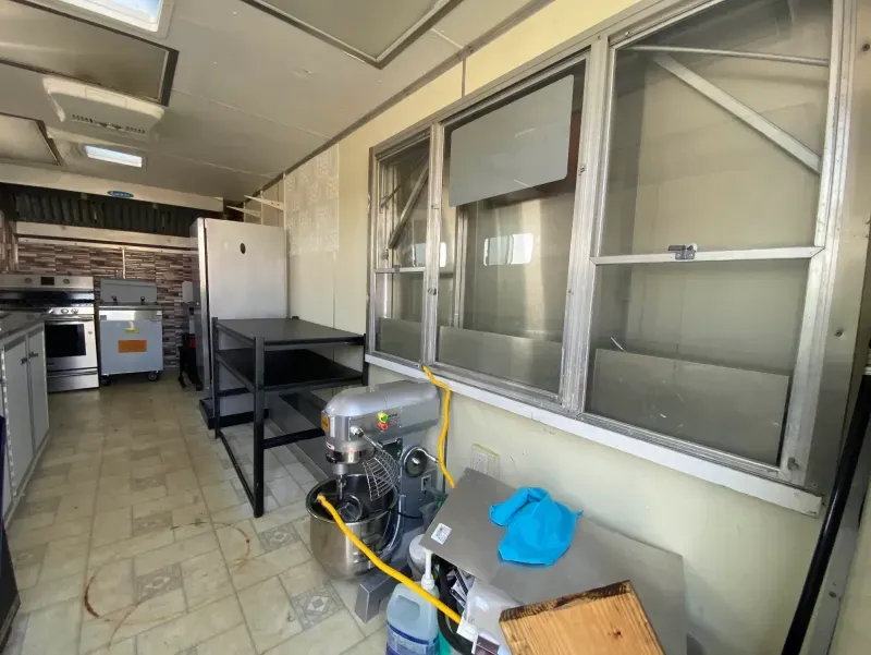 used Vending / Concession Trailers Wells Cargo  for sale, in Palmetto, FL Thumbnail 2