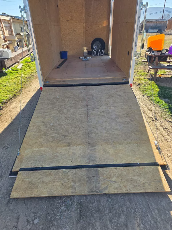 used Cargo (Enclosed) Trailers Look Trailers  for sale, in Reno, NV Thumbnail 3