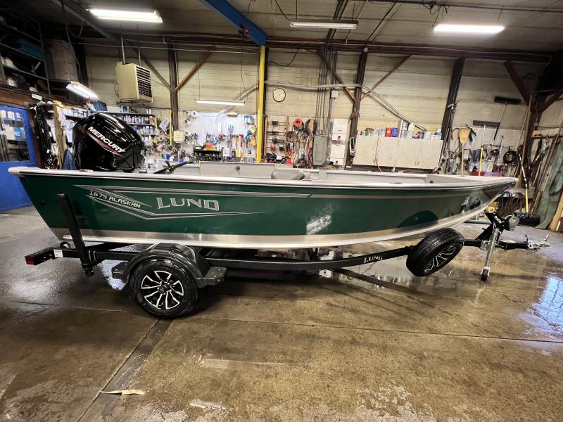 2025 Lund 1675 Alaskan Tiller Fishing Boat U5CfXkw64o8r