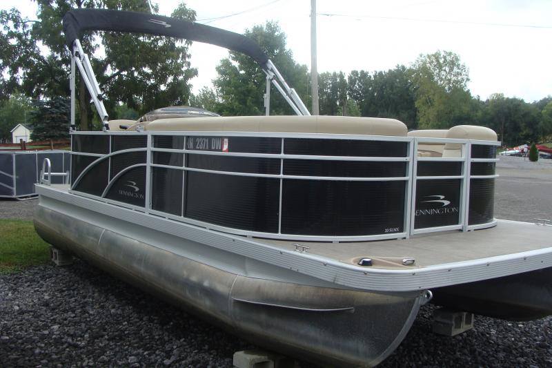 2016 Bennington 20SLMX Pontoon Boat w/Yamaha 50 4-S 2016 Bennington 20SLMX Pontoon Boat w/Yamaha 50 4-S