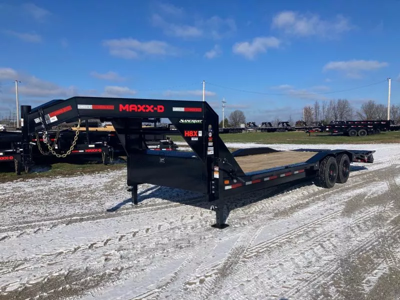 2026 MAXX-D 102X24 TANDEM 18K GN W/ DRIVE OVER FENDERS, MAX RAMPS & 4' DOVETAIL