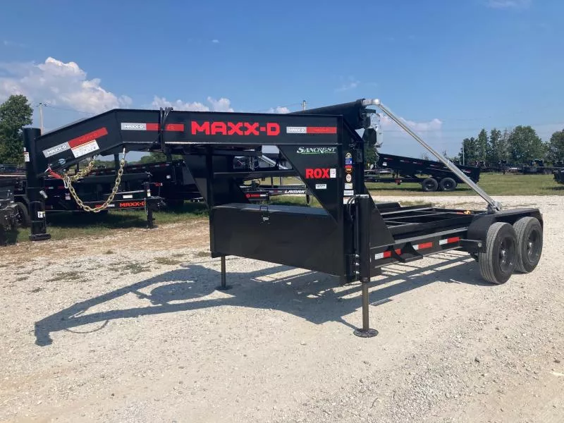 2026 MAXX-D 83X14 TANDEM 18K GN ROLL OFF W/ HYDROJACKS, POWER TARP, 22K WINCH & WIRELESS REMOTE