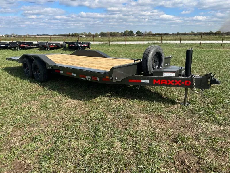 2026 MAXX-D 102x22 Tandem 17.5K Power Tilt w/ Hydraulic Jack, Drive Over Fenders, & Spare Tire