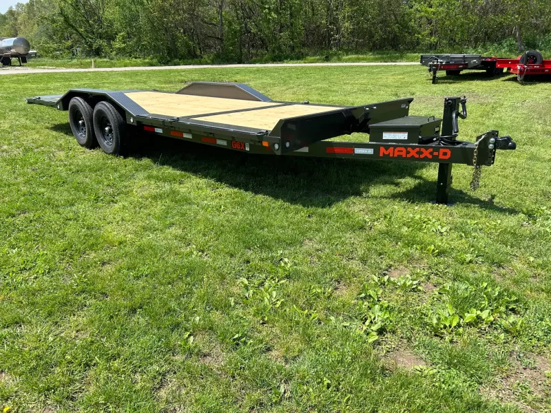 2025 MAXX-D 102x22 Tandem 14K Gravity Tilt w/ Drive Over Fenders & 6' Stationary Deck