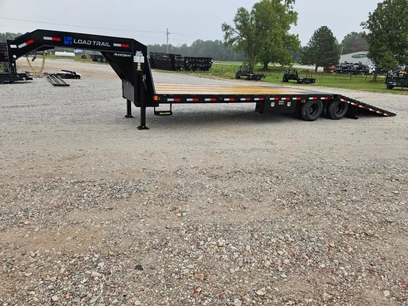 2026 Load Trail 102X32 TANDEM LO-PRO GOOSENECK W/12' CLETED TAIL 10K AXLES & HYDROJACKS