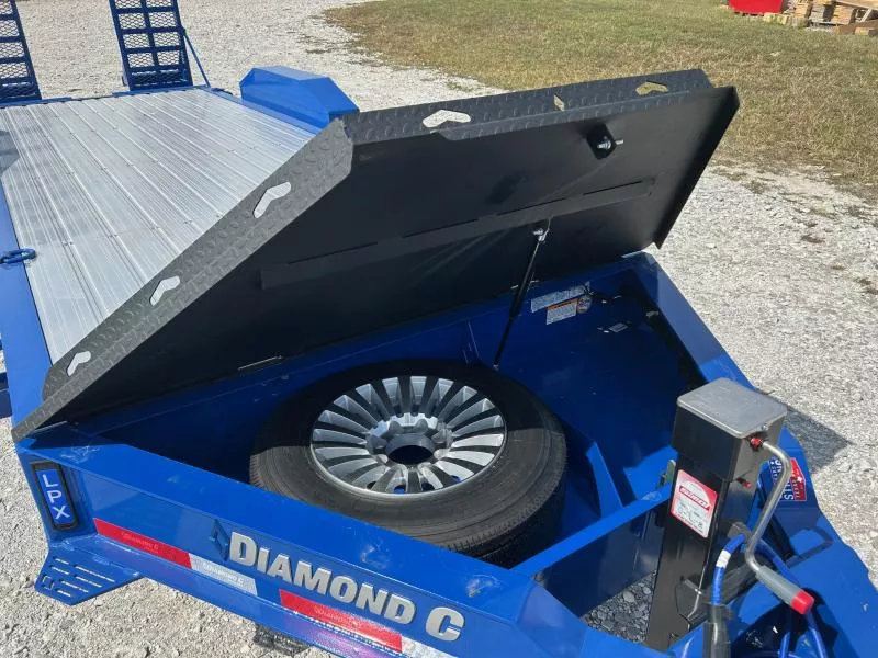 new Equipment / Flatbed Trailers Diamond C Trailers  for sale, in Diamond, MO Thumbnail 6