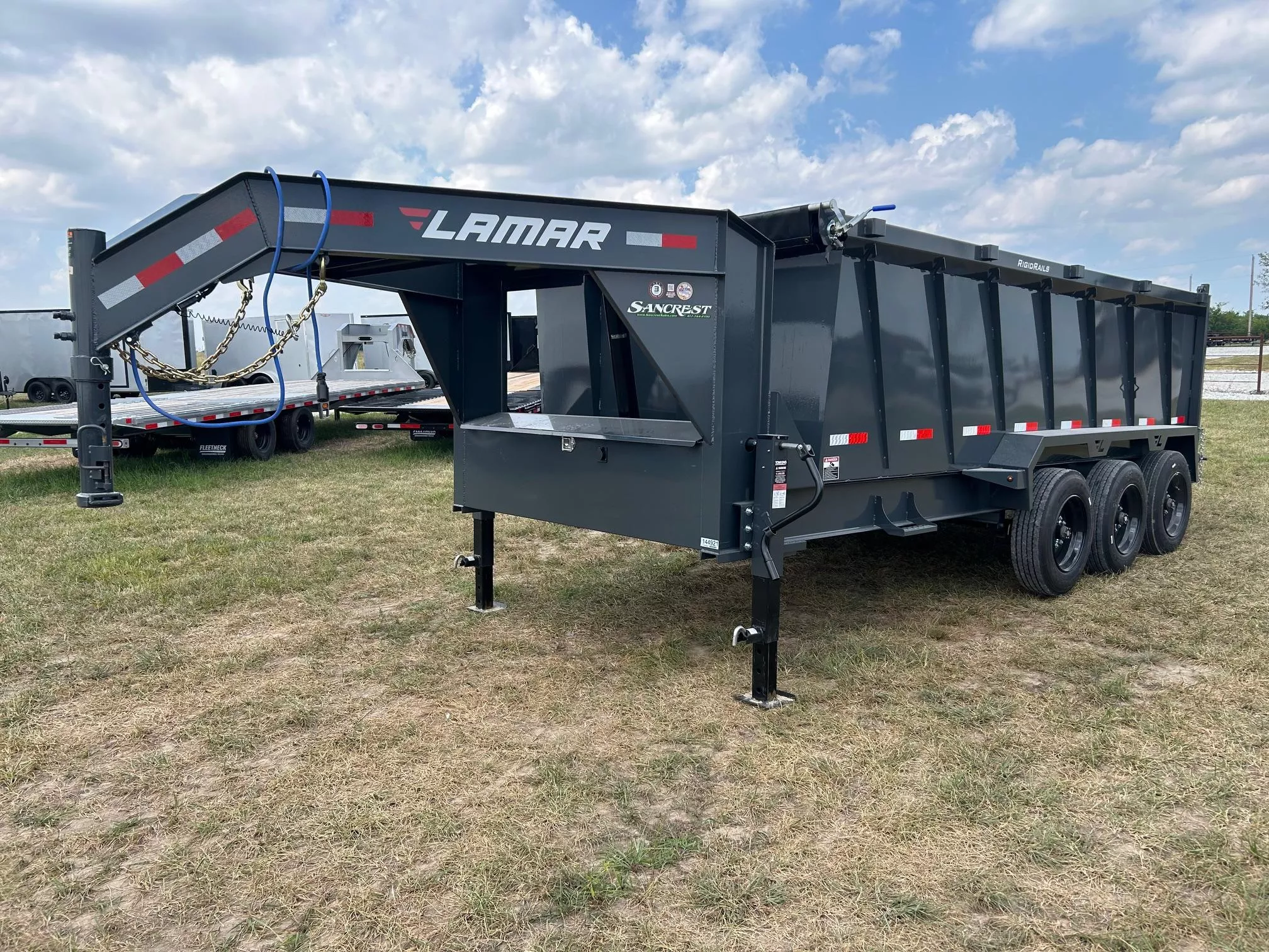2026 Lamar 83x16 Triple 21K GN Telescopic Dump w/ 4' Sides & 17.5