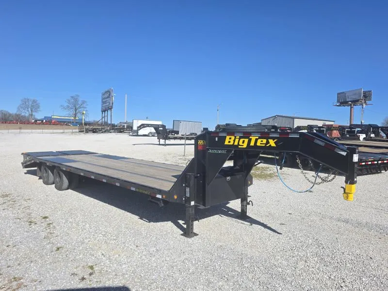 2026 Big Tex 102x30 Tandem 23.9K GN Flatbed w/ Mega Ramps, Load Lights, & 2-Speed Jacks