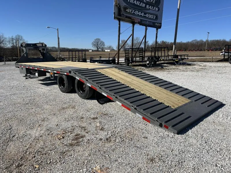 new Equipment / Flatbed Trailers Diamond C Trailers  for sale, in Rogersville, MO Thumbnail 3