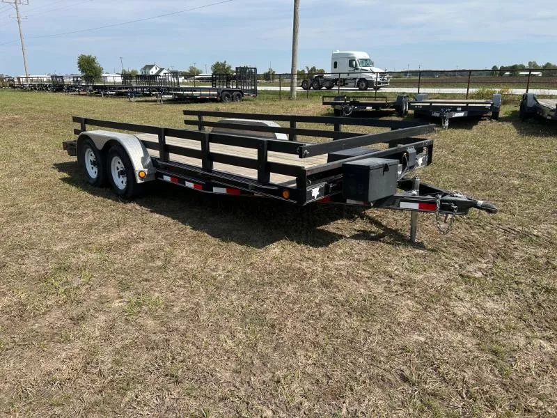 2010 PJ 83x18 Tandem 7K Carhauler w/ Removable Wooden Side Rails, Aluminum Slide In Ramps, & 5K Winch