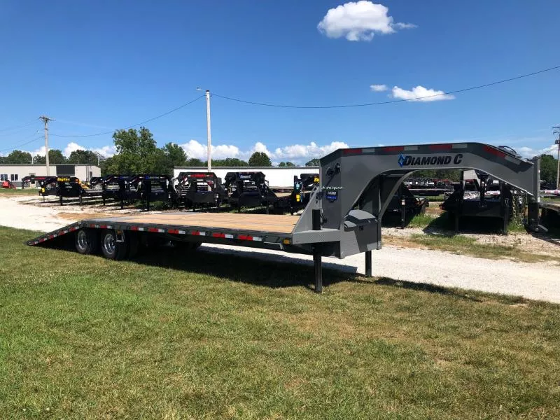2026 Diamond C 102X32 TANDEM FMAX212 PACESETTER HYDROTAIL W / HYDRO JACKS & ALUMINUM WHEELS