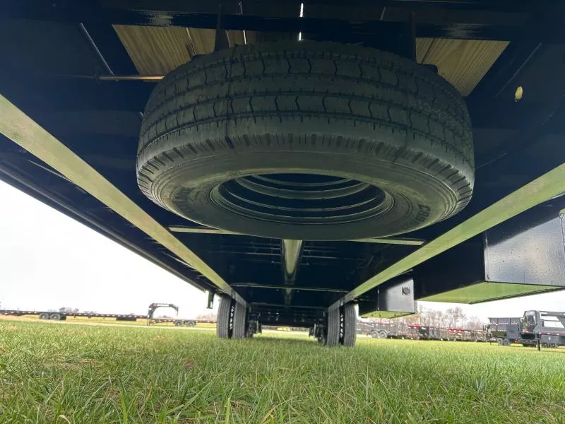 new Equipment / Flatbed Trailers Diamond C Trailers  for sale, in Diamond, MO Thumbnail 9