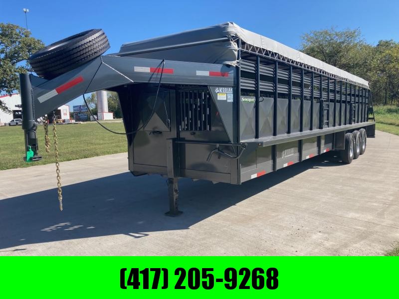 2022 Kodiak 32'x6'8x6'6 Triple Axle GN Livestock Trailer 2022 Kodiak 32'x6'8x6'6 Triple Axle GN Livestock Trailer