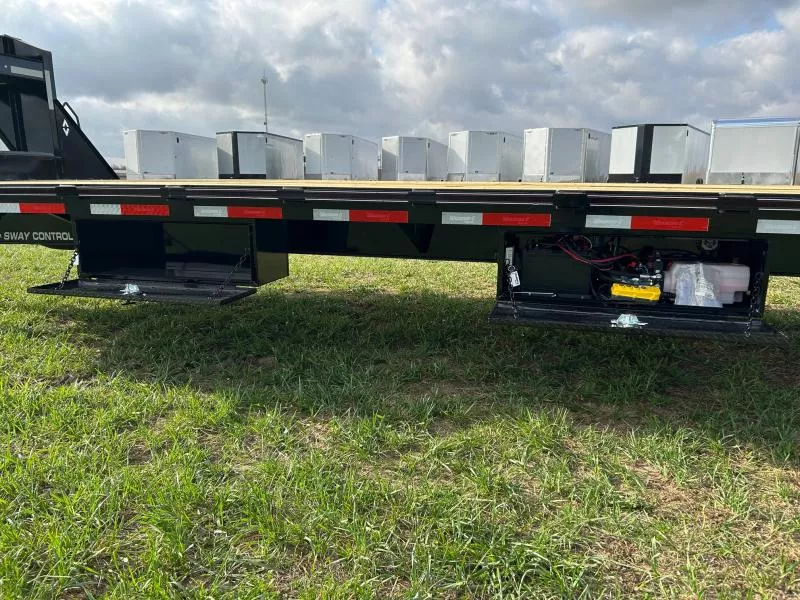 new Equipment / Flatbed Trailers Diamond C Trailers  for sale, in Diamond, MO Thumbnail 8
