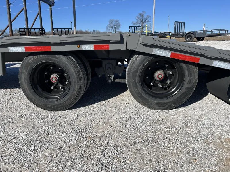new Equipment / Flatbed Trailers Diamond C Trailers  for sale, in Rogersville, MO Thumbnail 2