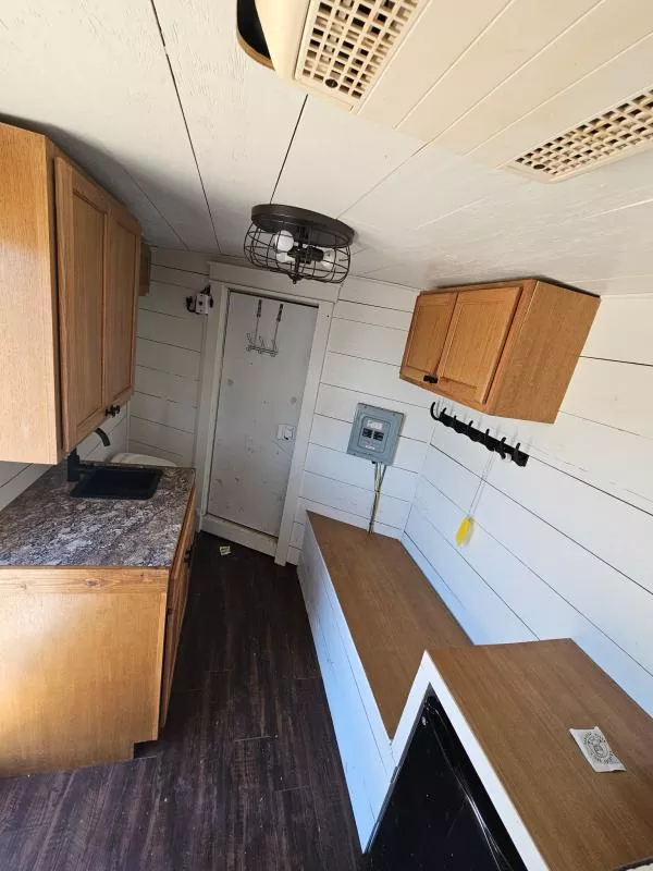 used Other Trailers Sundowner Trailers  for sale, in Billings, MO Thumbnail 10