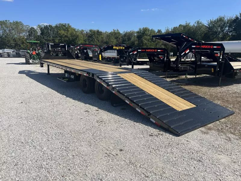 new Equipment / Flatbed Trailers Load Trail  for sale, in Rogersville, MO Thumbnail 3